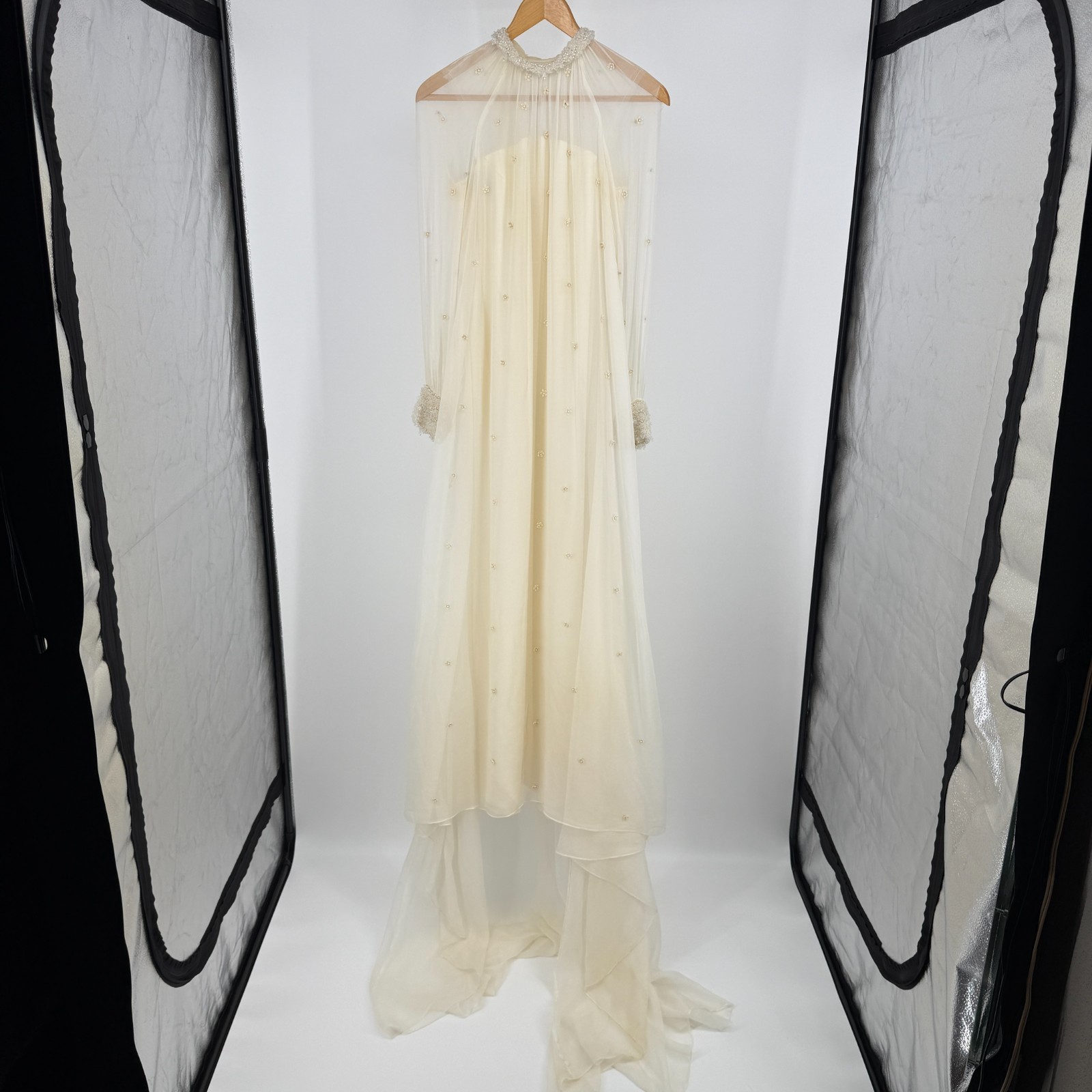 Vintage 60s Joskes Bridal Couture Mod Wedding Gown Chiffon Train Beaded S M