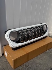 Bright White Black Front Grille For Jeep Wrangler Jl Jt 2018-2024 Wo Camera Bright White Black Front Grille For Jeep Wrangler Jl Jt 2018-2024 Wo Camera