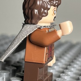 Frodo Baggins LEGO minifigure [lor003] Lord of the Rings 9470 Shelob Attacks 2Q