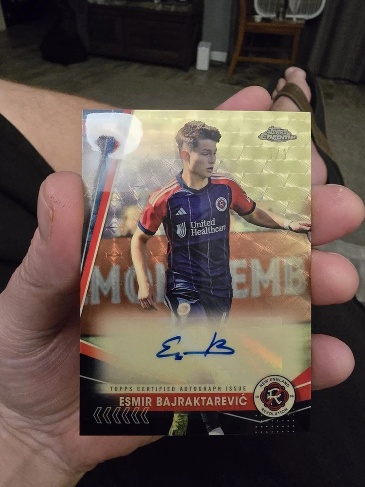 2024 Topps Chrome Mls - Autographs Esmir Bajraktarevic #CA-EB Gold Refractor 1/1 - Image 2 of 4