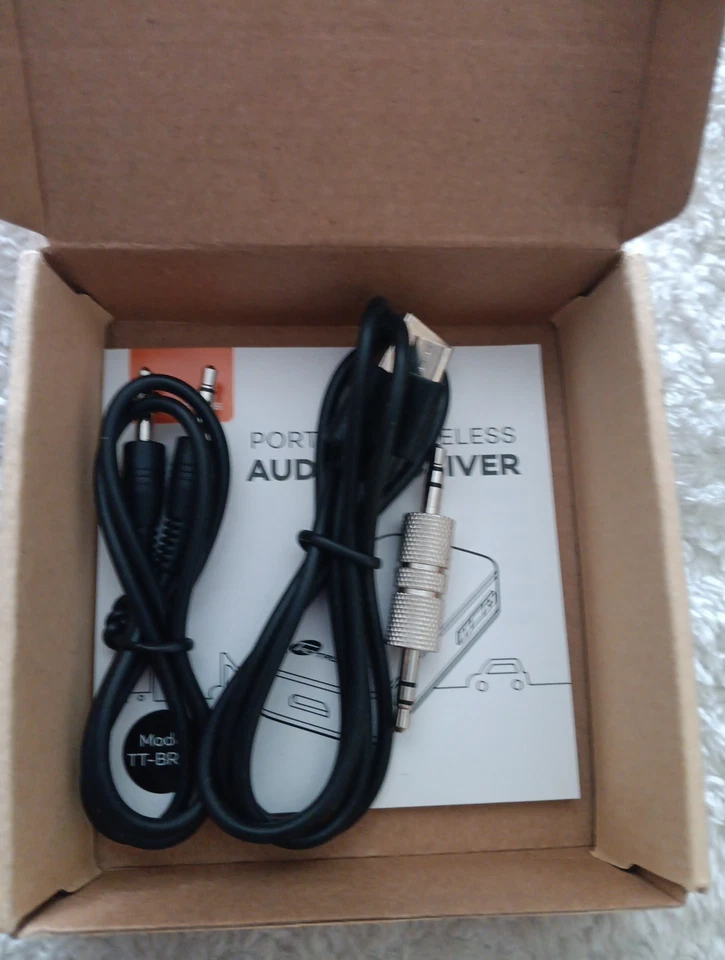 TaoTronics TT-BR05 Bluetooth Receiver / Car Kit, Portable Wireless Audio Adapter - Image 4 of 4