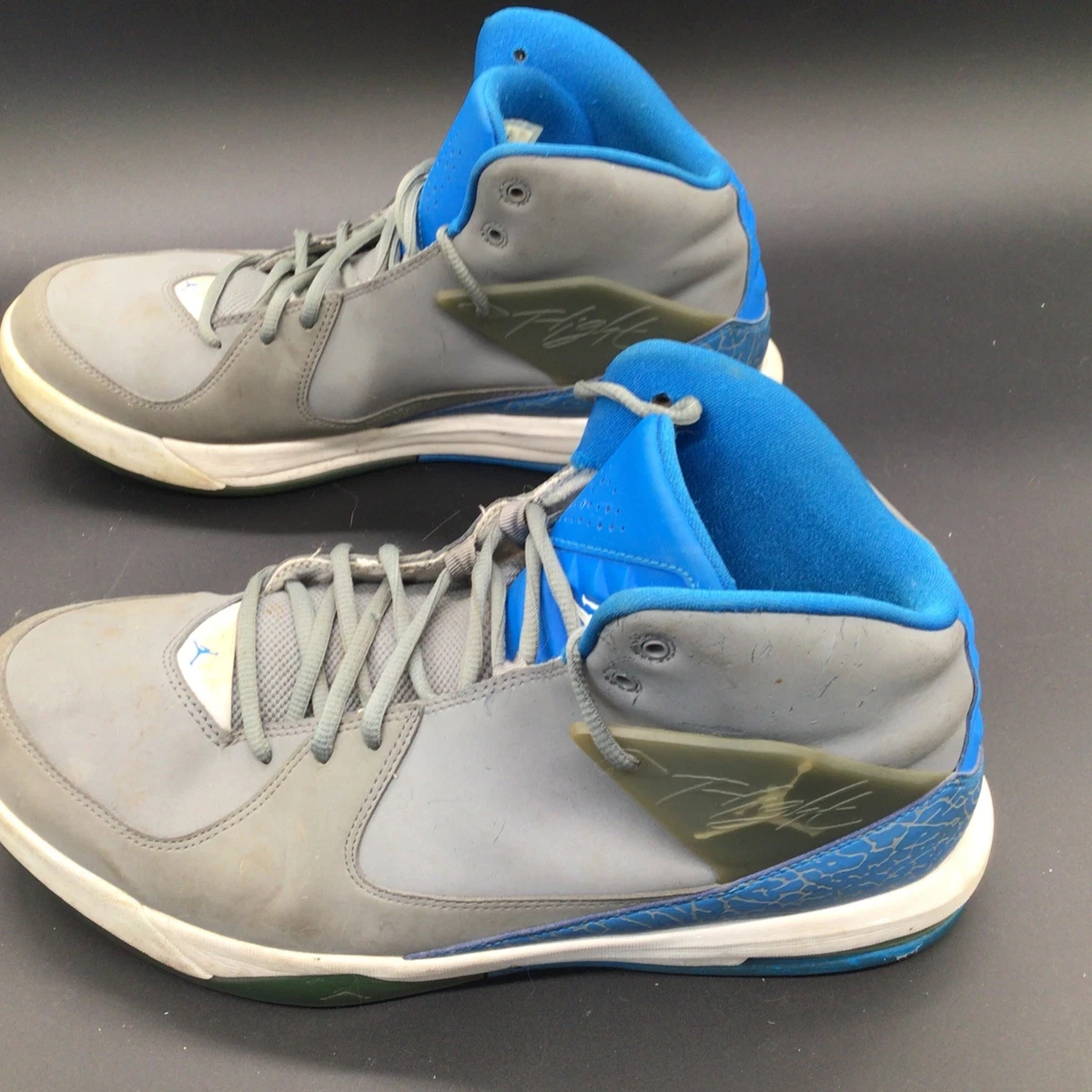 Jordan Air Incline Basketball Shoes Mens 12 White UNC Blue Athletic Gym Sneakers Jordan CT8013-112 Air Jordan 12 Retro White and University  main image 2