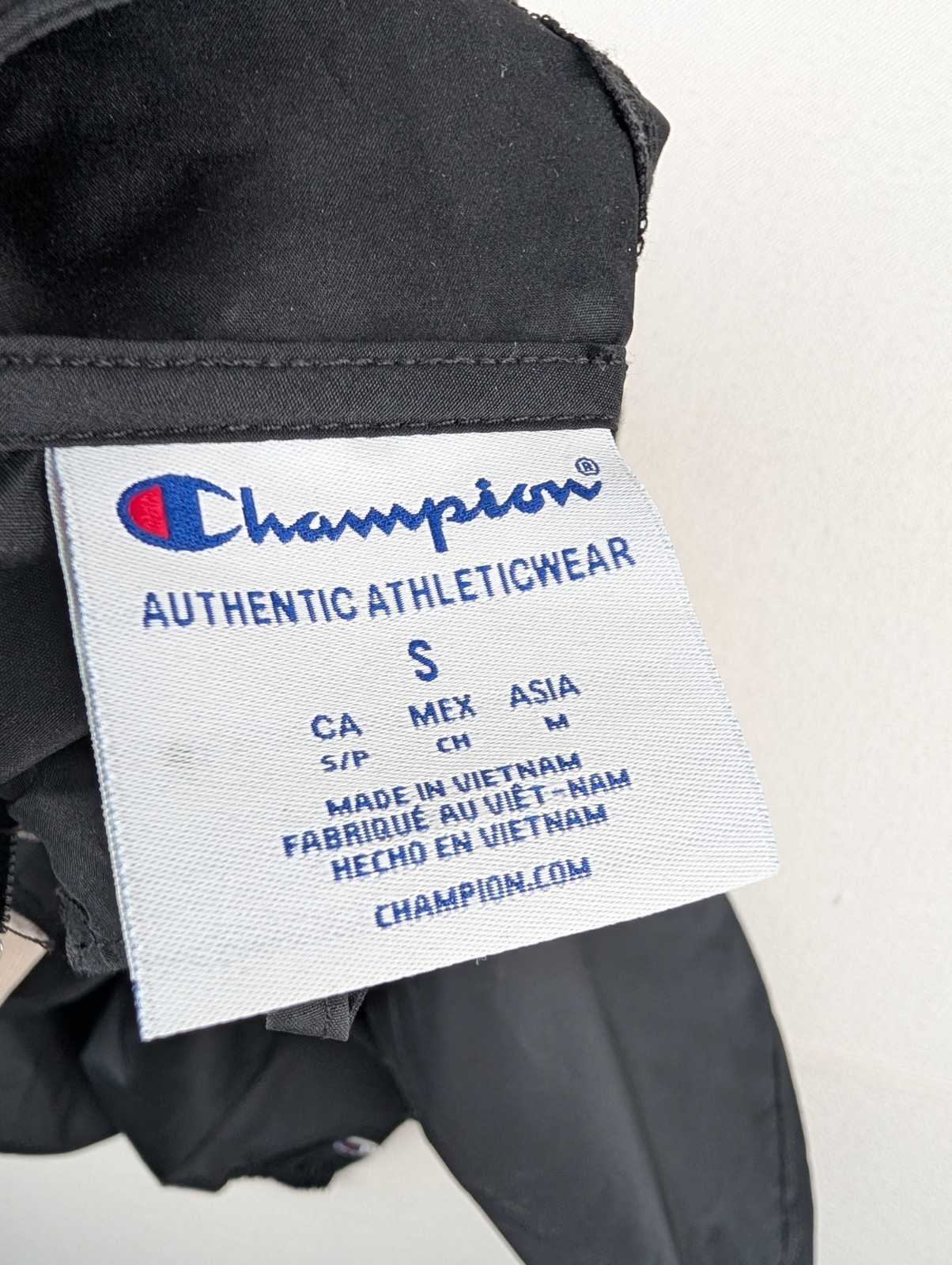Champion Black Size Small Pullover Windbreaker Qu… - image 14