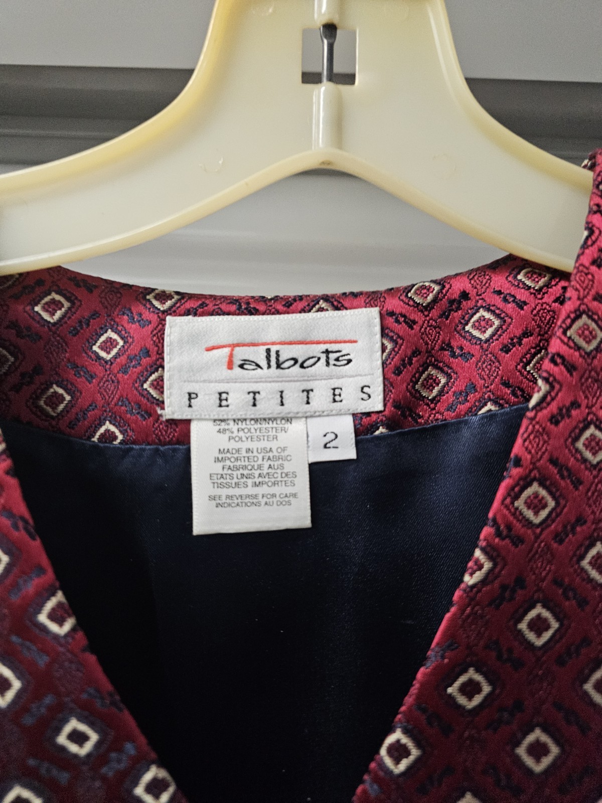 Talbots Petites Patterned Vest 5 Button Burgandy … - image 3