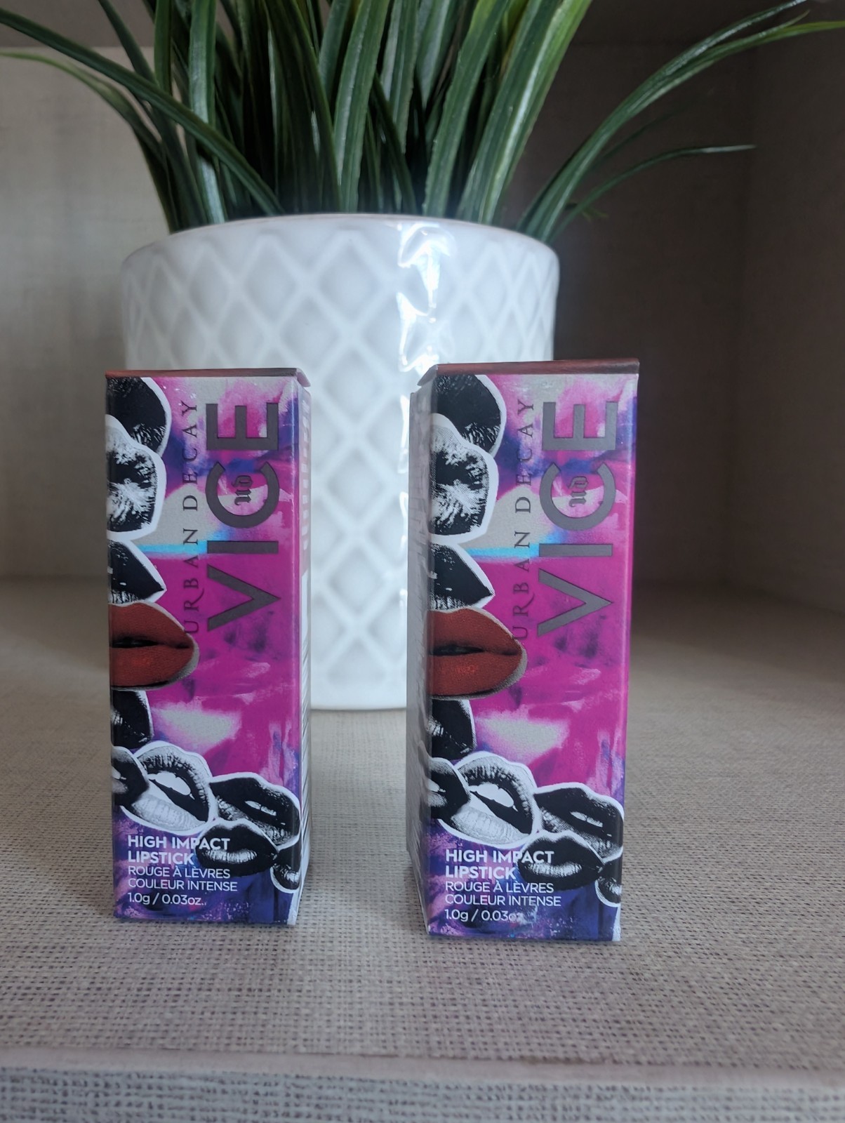 2 X Urban Decay Vice High Impact Lipstick Shade Callback Cream 1g. Travel size
