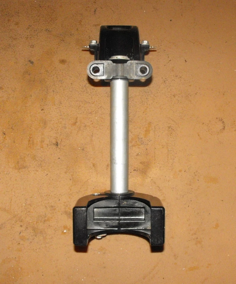 Conjunto de brazo de dirección Tohatsu 9,9 HP 4 tiempos PN 3RTQ620101 se adapta a 2018 y más Foto 2 de 4