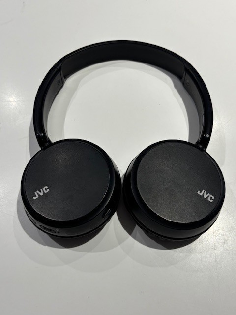 JVC Bluetooth Wireless HA-S35BT-B Headphones - Fully working with Warranty