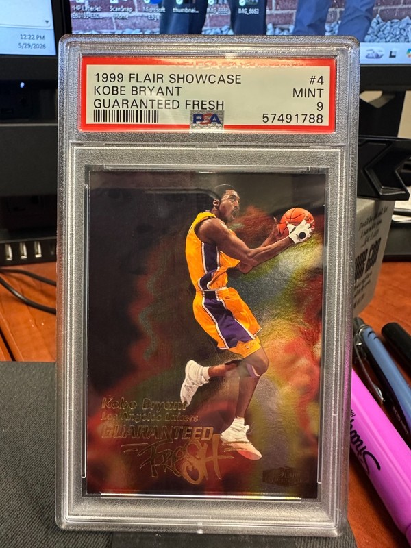 1999 Flair Showcase Guaranteed Fresh Kobe Bryant #4 Rare white glove PSA 9 MINT