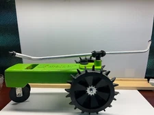 🚜🚜ANTIQUE VTG MELNOR CAST IRON TRAVELING LAWN TRACTOR SPRINKLER THE RANCHER