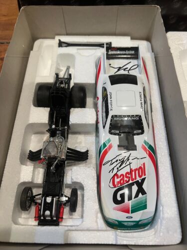 1/24 Action Racing John Force 1997 Castrol GTX Mustang Funny Car DUAL SIGNED - Picture 2 of 7
