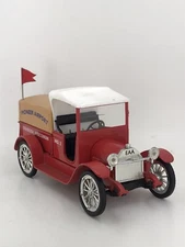 antique auto bank By Spec Cast 1:25 Scale EAA Aviation Pioner Airport Rig 