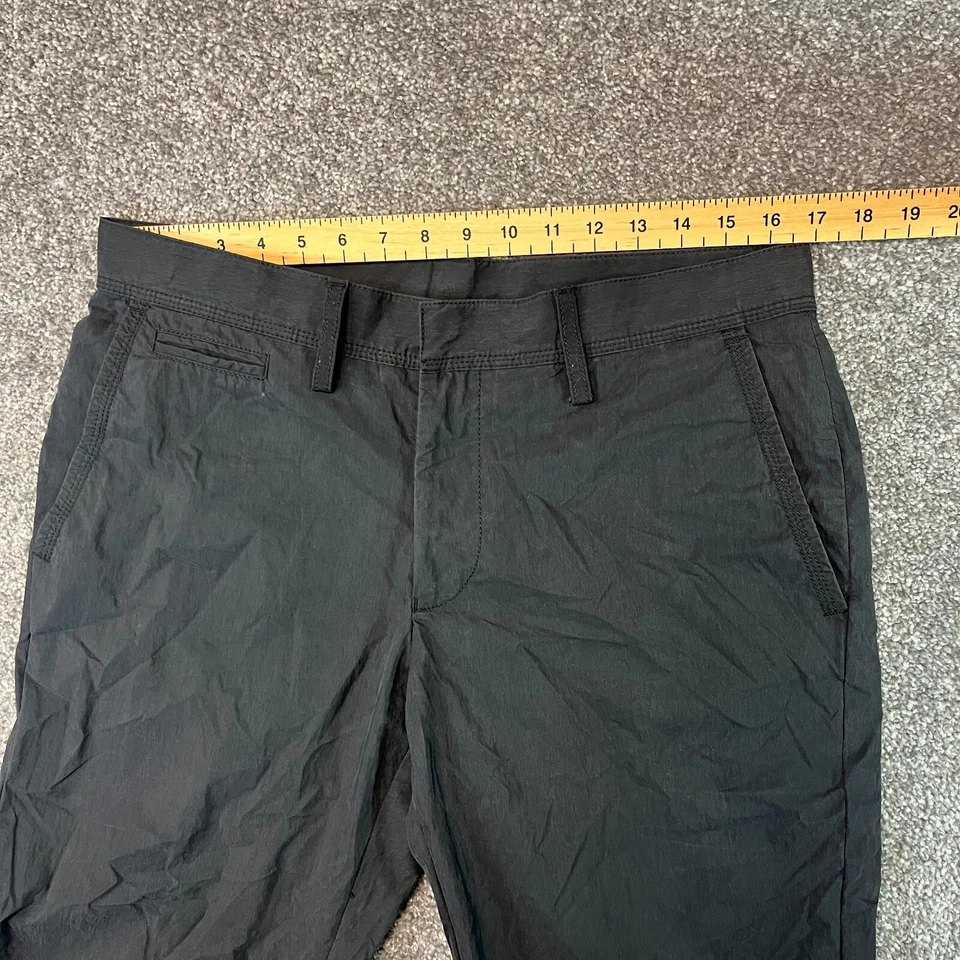 Calça Masculina Emporio Armani Ajuste Cônico Preto Lavagem Algodão Nylon Zíper Mosca W34 L30 - Imagem 2 de 4