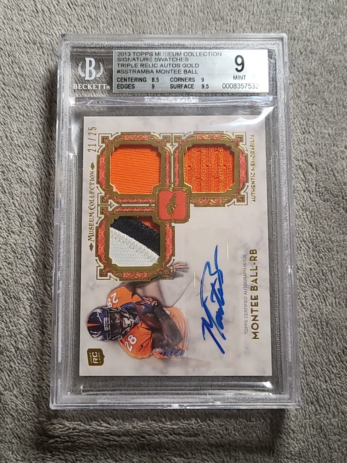 Montee Ball Topps Museum Collection Signature Swatches Triple Relic Autograph #MBA Gold
