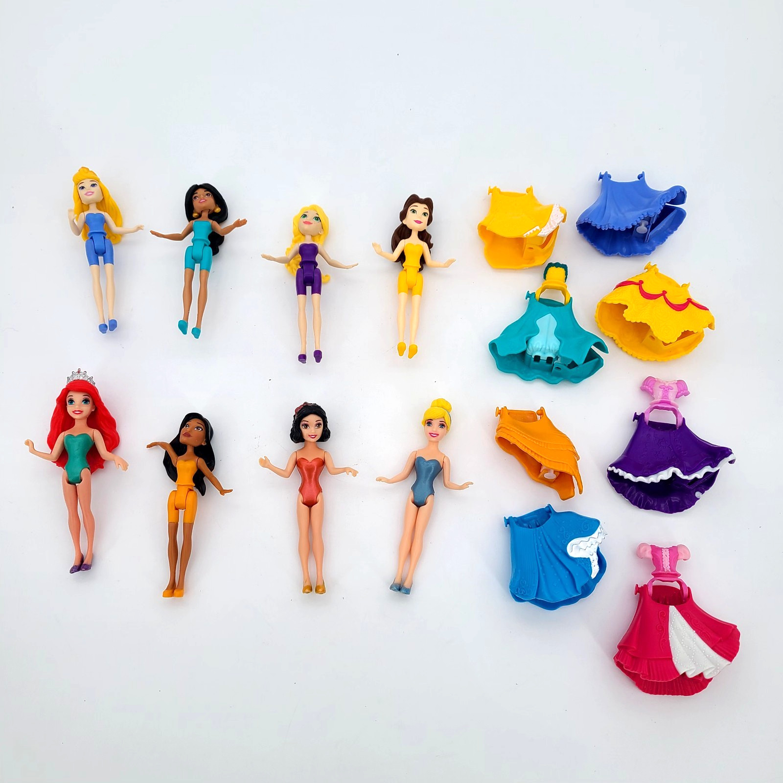 & Clip On Dresses, Extras