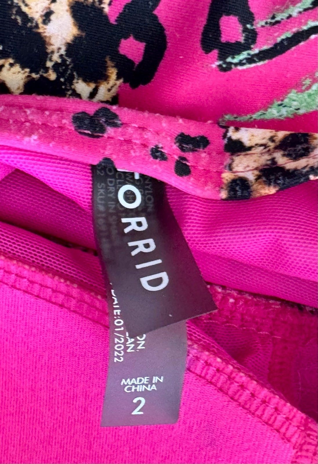 Torrid Wireless Adjustable Scoop Pineapple Bikini… - image 3