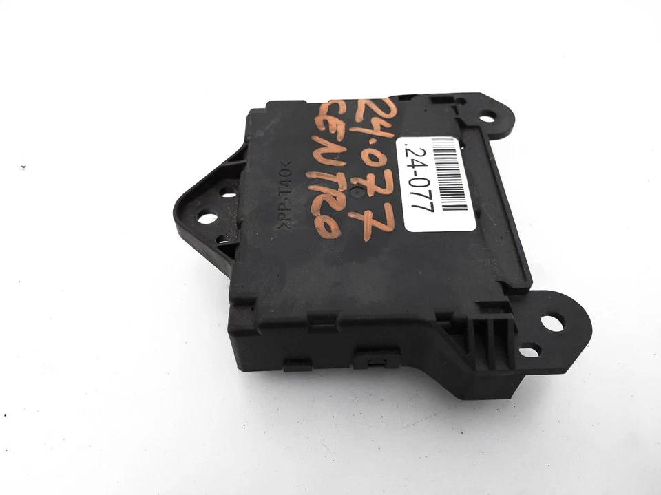 Módulo de control amplificador aire acondicionado Toyota Prius 2006-2009 88650-47051 Foto 2 de 4