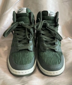 Women's Nike Dunk Sky Hi Casual Shoe, 528899 302 Size 7.5 Carbon  Green/Metallic | eBay