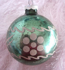 Vintage 3" MERCURY GLASS ROUND BALL Christmas ORNAMENT GREEN Mica Stencil Shiny — photo 1
