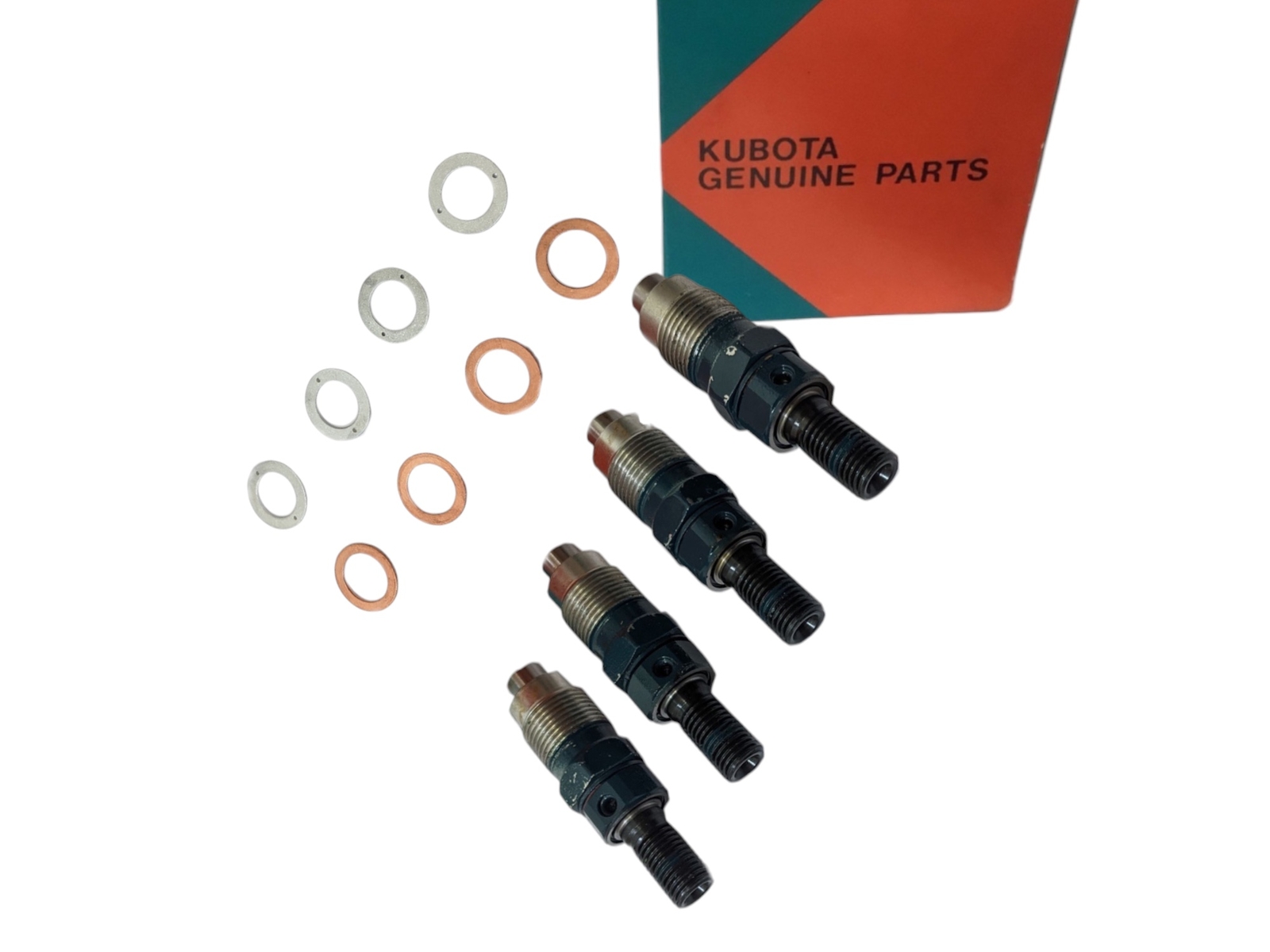 4 Kubota V2203 D1703 V2003 L4400 L45 L4600 L4610 L4630 L4740 Fuel Injectors