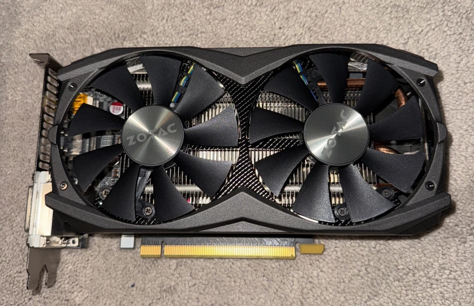 NEW Zotac GTX 950 Amp Edition 2GB 128bit GDDR5 - Image 4 of 4