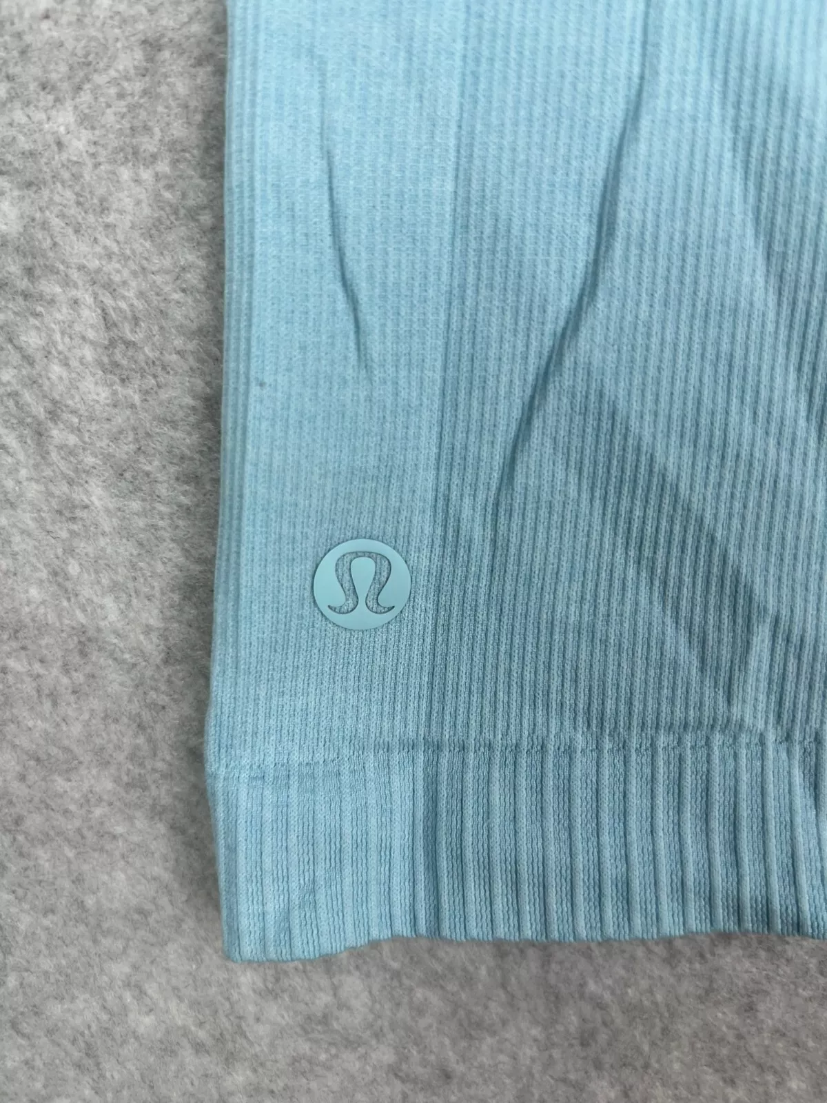 lululemon lot of 2 seek simplicity 2 ways no size dot tank-top