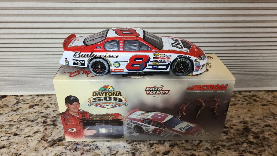 Dale Earnhardt Jr. 2004 Born On Date Daytona 500 Win Raced Version 1:24 Diecast - Image 2 of 3