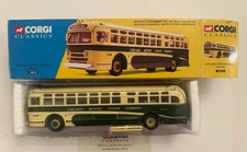 Corgi Classics 54010 1:50 Chicago Motor Coach Company GM 4505 Diecast Bus #1165