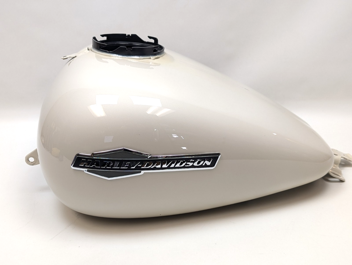 2008-2023 Harley-Davidson Touring Fuel Tank White Sand Pearl FLHX