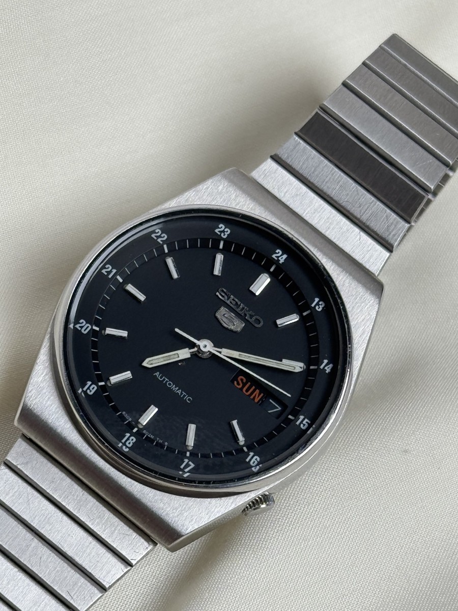 VINTAGE SEIKO 6020-5200 BLACK DIAL 1979年 Seiko SHAC 6020-5200