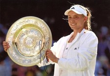 TENNIS PLAYER Elena Rybakina autograph, IP signed photo