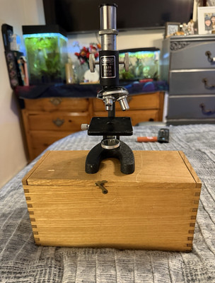 Perfect Model 802 Microscope 150x 375x 675x with Wooden Storage Box