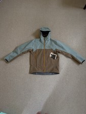 Arc  teryx Beta Jacket - Men  s Large - Trail Magic Color