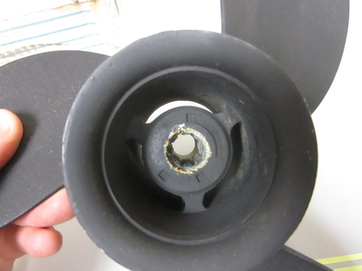 Mercury Propellers Aluminum 48-828156 A12 9 X 9p Black Max