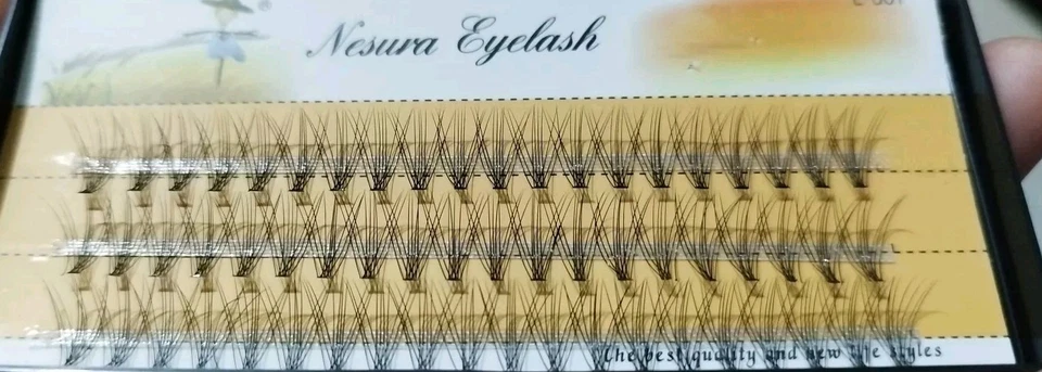 Makeup - Image 2 of 3