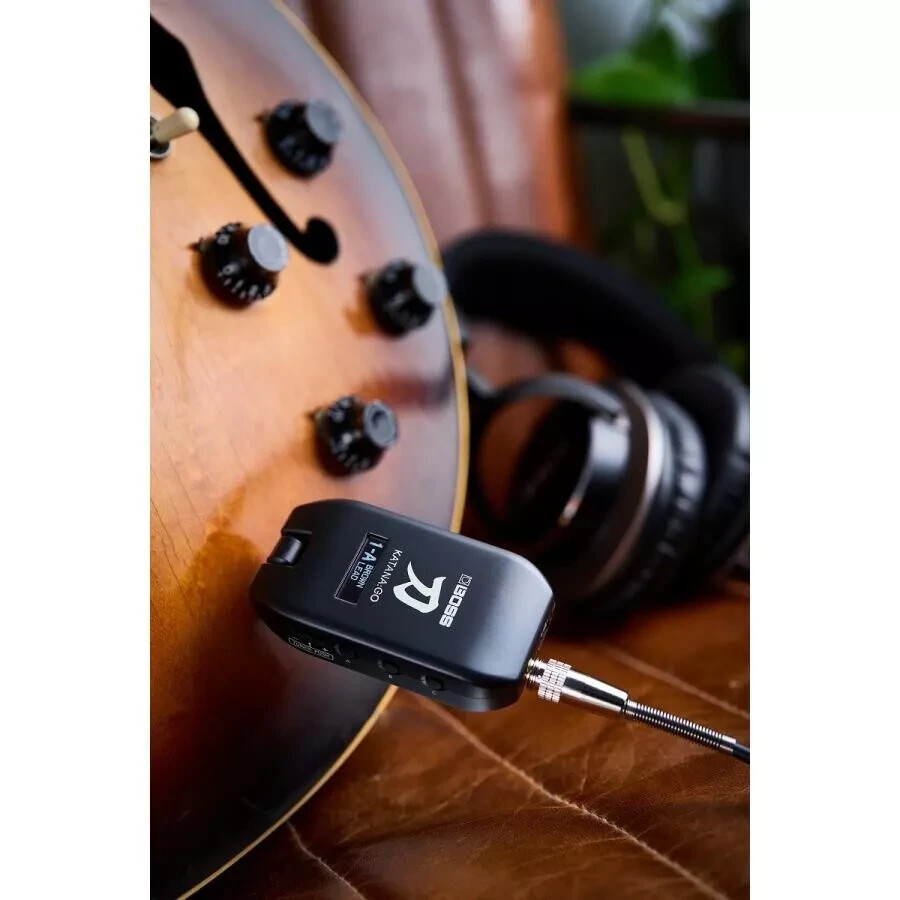 BOSS KATANA GO Personal Headphone Guitar Amplifier for Guitar