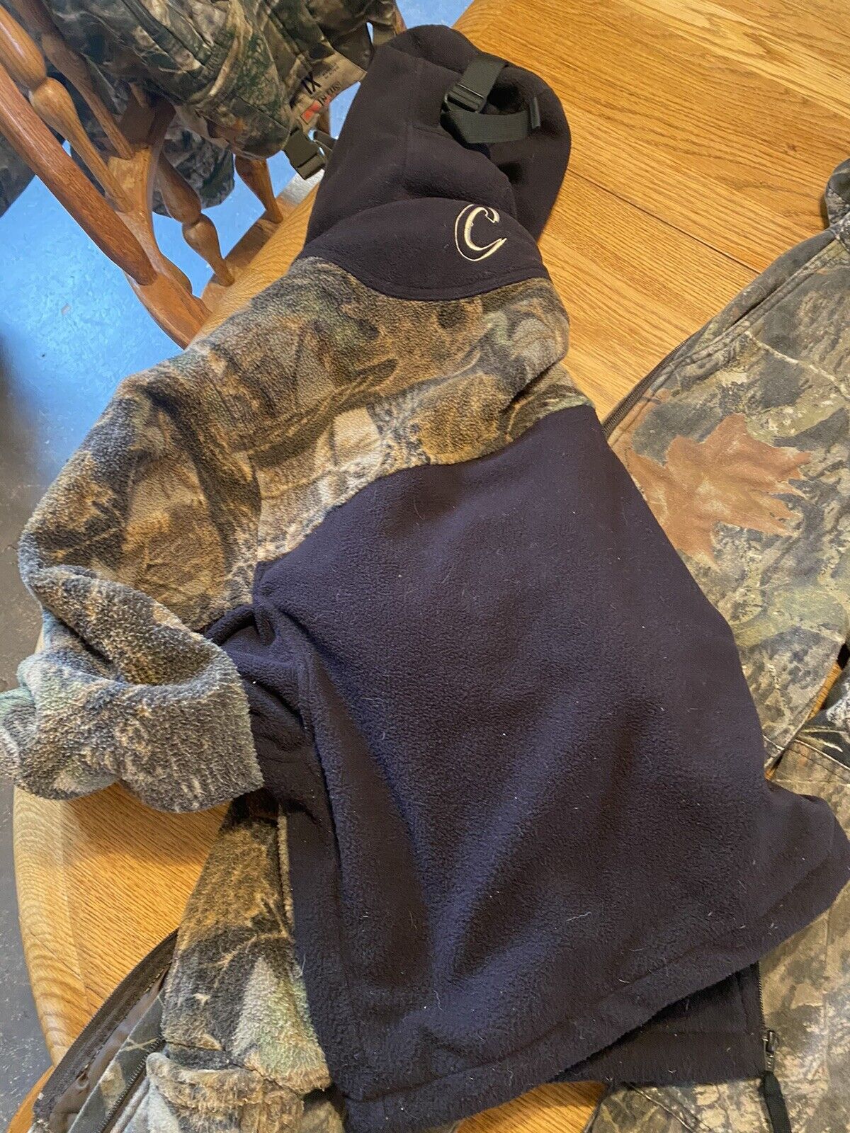 Picture 3 of 10