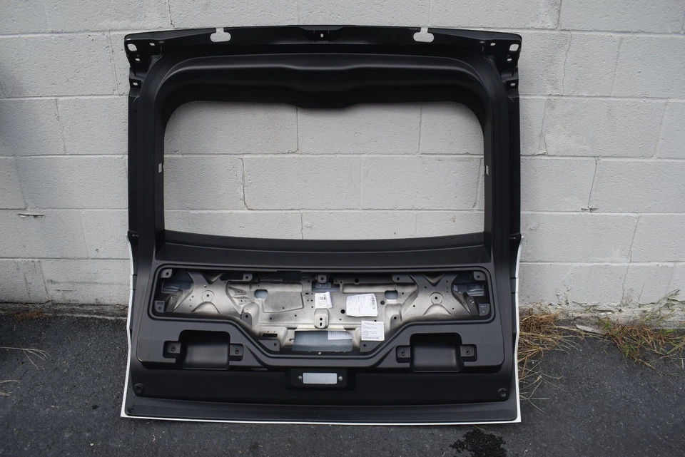 Land Rover Range Rover 2014-2016 puerta levadiza trasera OEM de fábrica Foto 4 de 4
