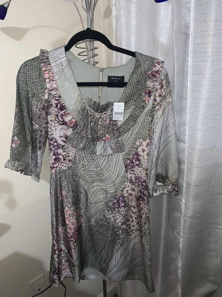 Vestido de seda floral Maison Mayle Valentina nuevo con etiquetas $995 Foto 2 de 4