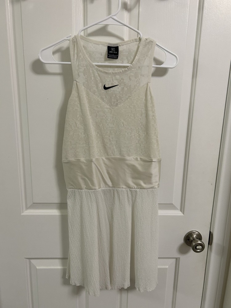 Nike Women's Maria Sharapova Paris Tennis Dress - Large Nike Women's Maria Sharapova Paris Tennis Dress - Large