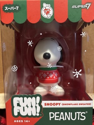 Super7 Peanuts Fun! Fun! Christmas Snoopy Figure [Snowflake Holiday Sweater]