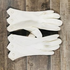 Vintage 1950s White Sueded Nylon Wrist Length Gloves Scalloped Cuff Tea Party