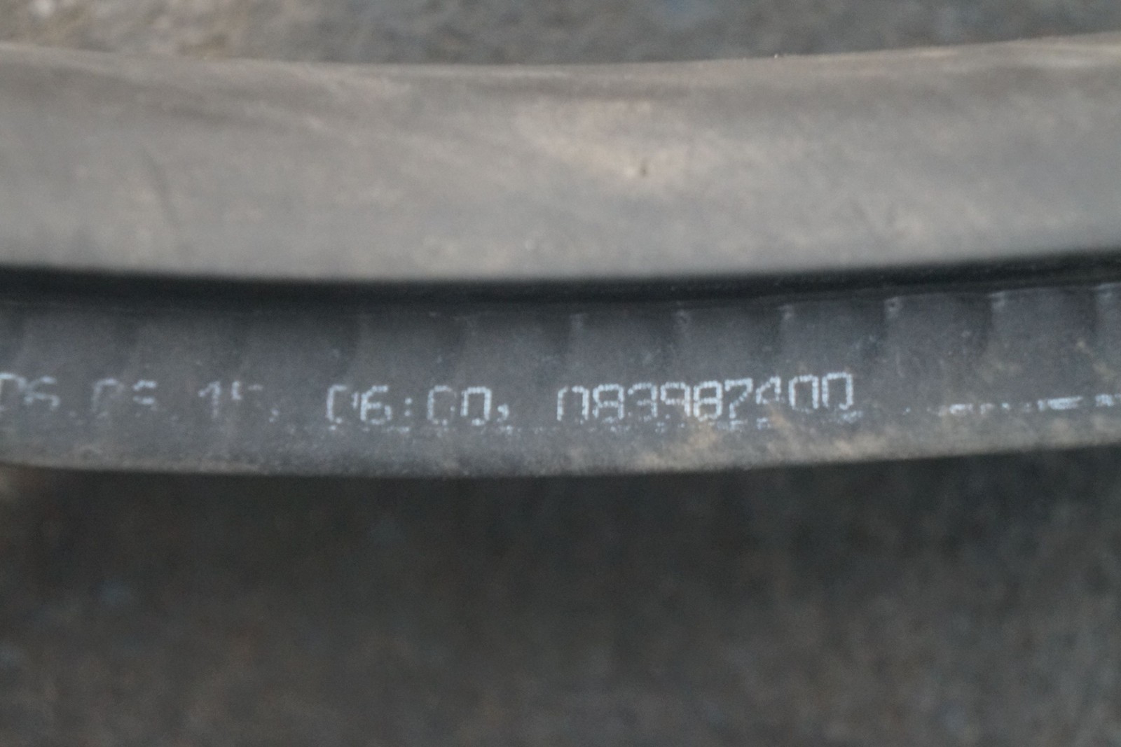 Left Driver Door Lower Perimeter Seal Rubber Gasket 83987400 Ferrari 488 2016
