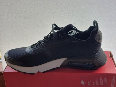 Nike  Air Max 2090  Sneaker  Gr. 38 - 24 cm  schwarz  DD3236 001  unisex   NEU