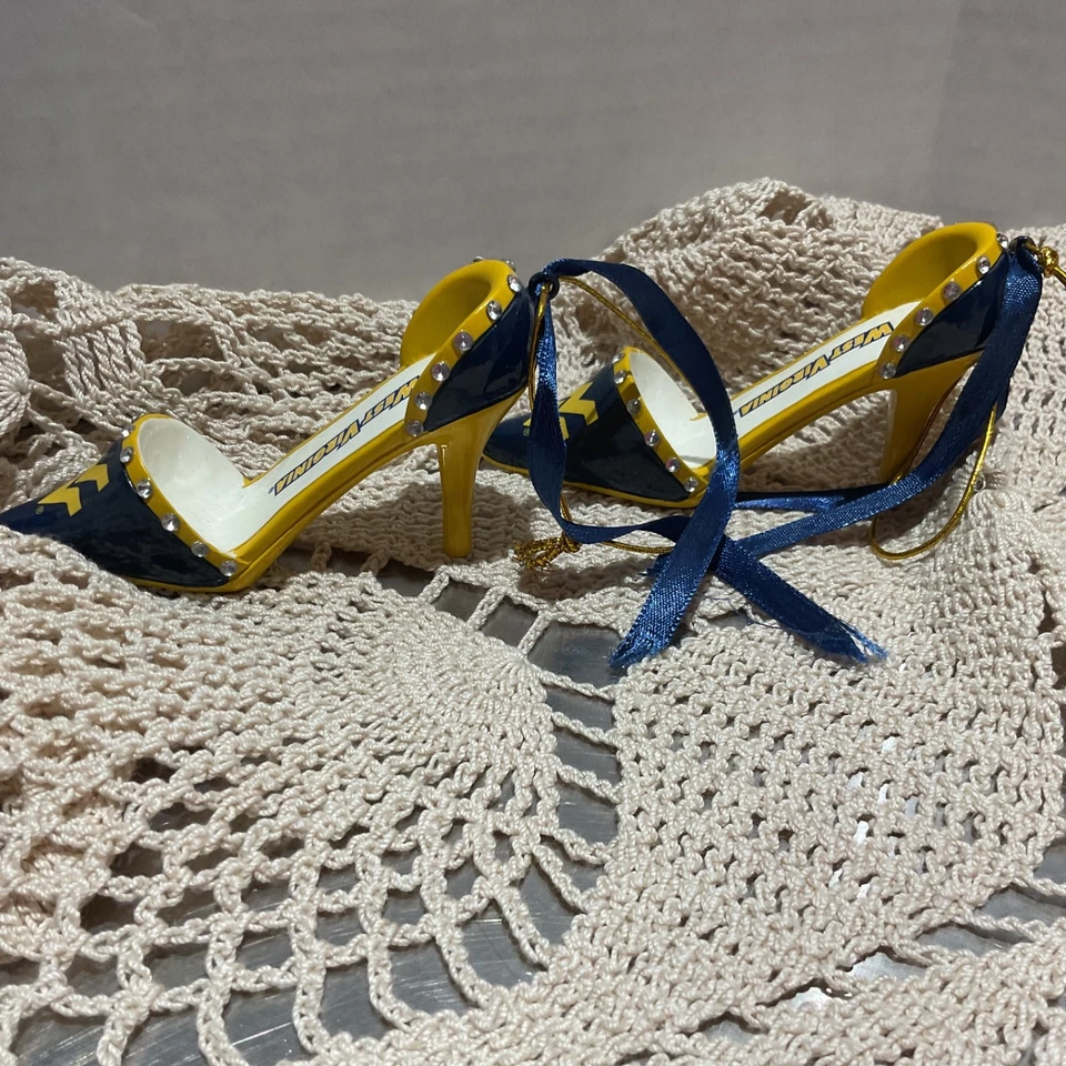 2 西弗吉尼亚大学圣诞装饰品悬挂装饰高跟鞋 — 第 4/4 张图片