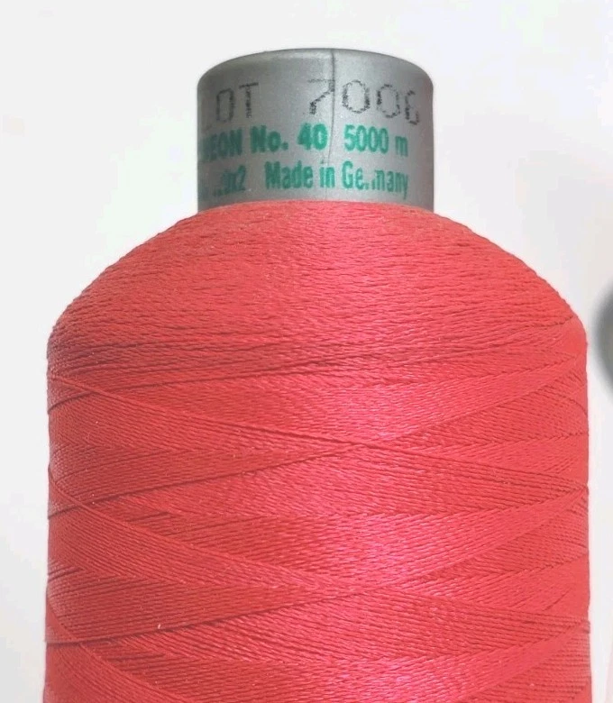 Lot Of 4 MADEIRA Color 1910- Polyneon EmbroideryThread -Electic Magenta- No. 40 - Image 3 of 4