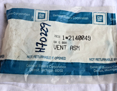 2140049 GM Vent Assembly General Motors 1#2140049 Axle Transmission Relief Drive