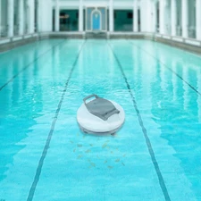 Cordless Robotic Pool Cleaning Machine Automatic Pool Cleaner Depth 9.84ft IPX8