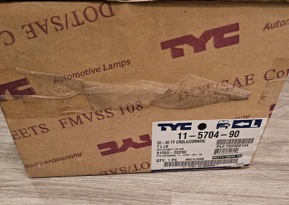 2005 - 2008 年丰田卡罗拉 TYC 欧洲尾灯一对全新带盒经典!! — 第 2/4 张图片