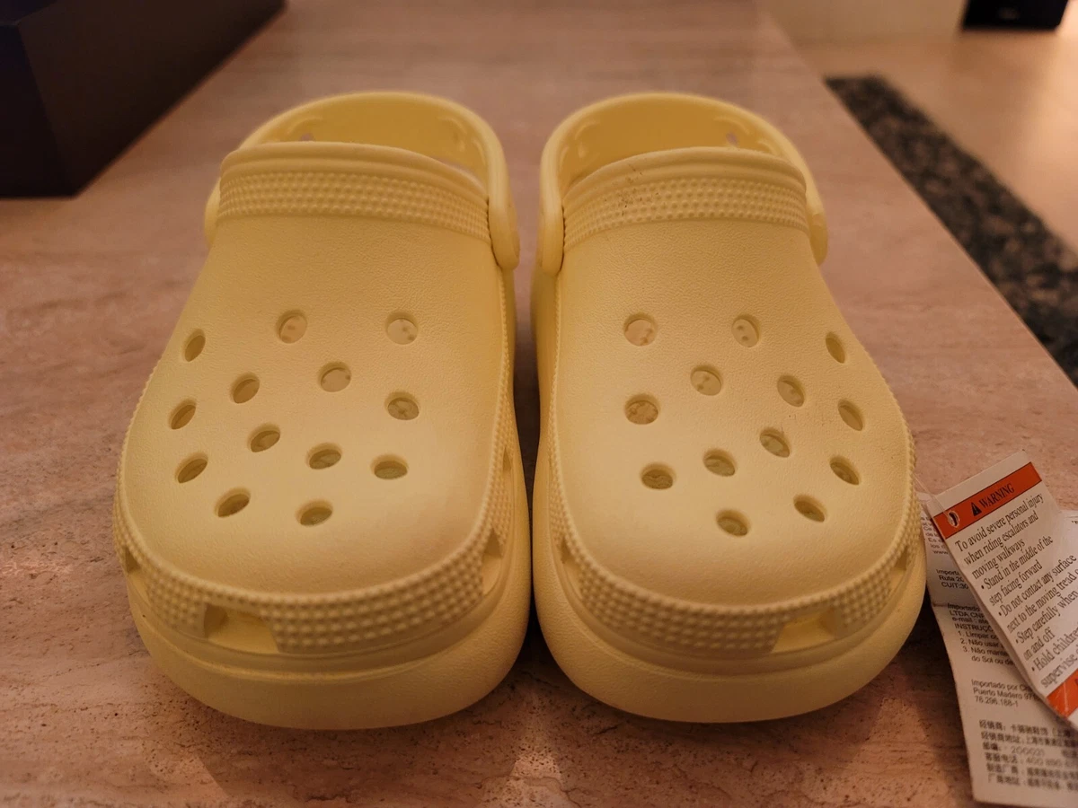 Crocs Classic Platform Clogs Children Size 12 Banana Yellow