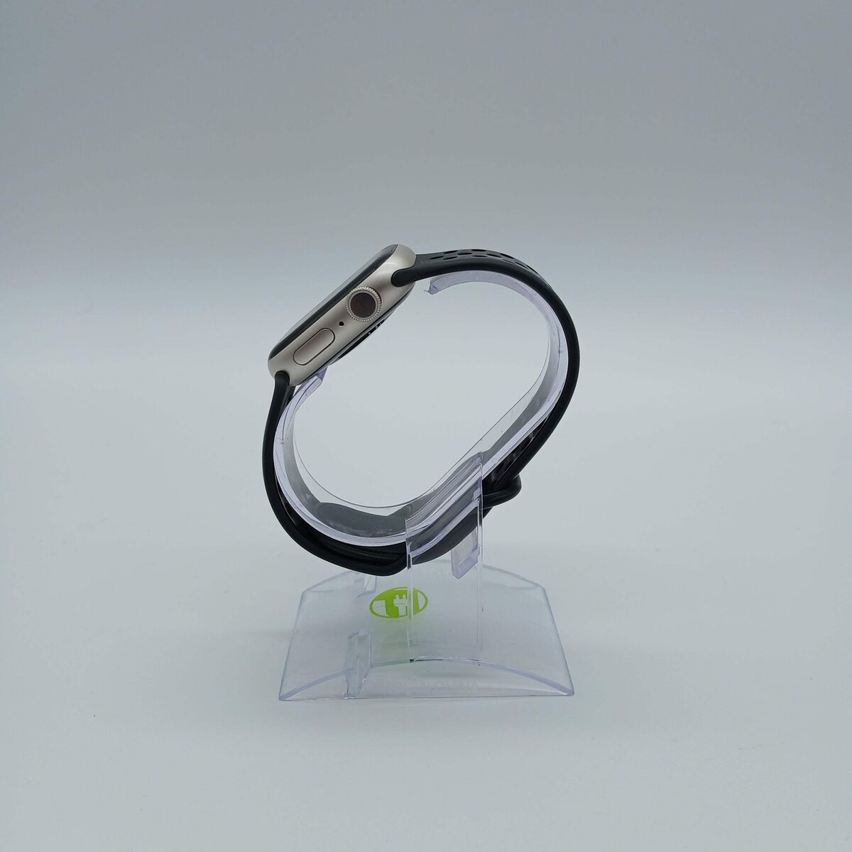 Apple Watch Series 7 GPS 41mm Midnight Aluminum Case with Apple Watch Series 7 GPS 41mm Midnight Aluminum Case with